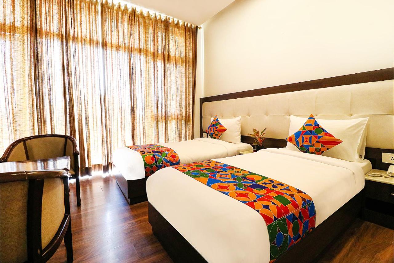 Fabhotel Oyster Villa Gurgaon Buitenkant foto